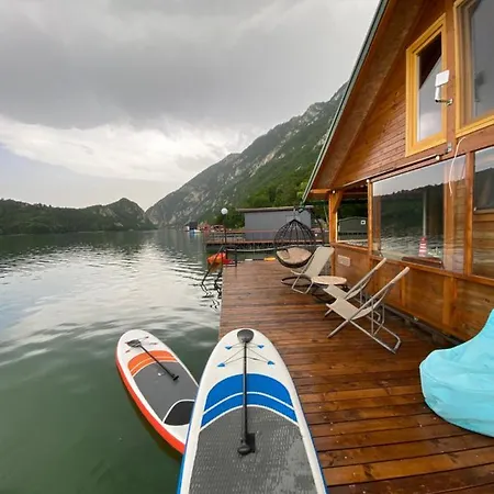 Viridian Three Boathouse Micah, *