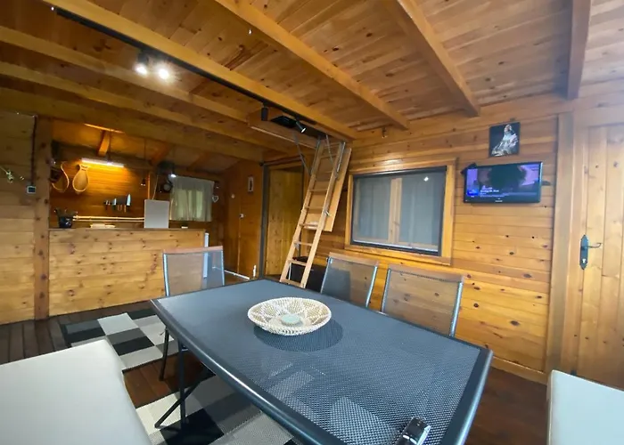 Viridian Three Boathouse Micah, * Perucac